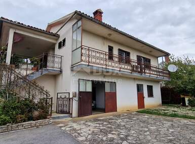 Kuca, Pićan, Pićan, prodaja, 180m2, 220000e, id14666