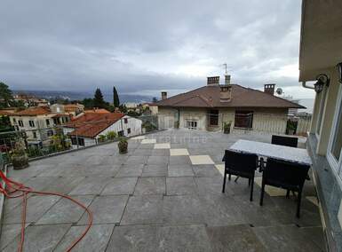 Cetvorosoban stan, Opatija, Opatija - Centar, prodaja, 200m2, 950000e, id21340