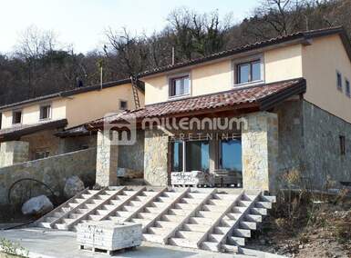 Kuca, Opatija, Poljane, prodaja, 600000 €, 319 m2