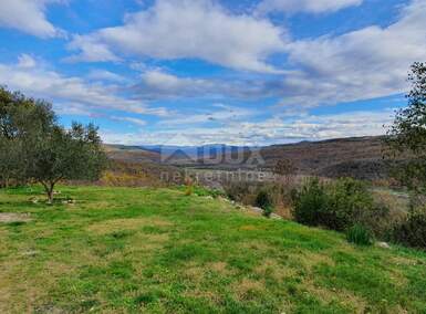 Plac, Grožnjan, Grožnjan, prodaja, 26790m2, 1e, id30578