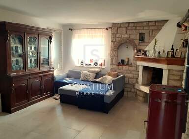 Stan, Novigrad, Bužinija, prodaja, 130m2, 275600e, id32484