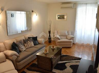 Trosoban stan, Rijeka, Centar, prodaja, 74m2, 239000e, id33340