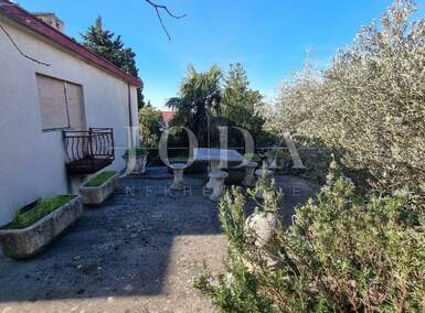 Kuca, Crikvenica, Crikvenica, prodaja, 180m2, 390000e, id35153