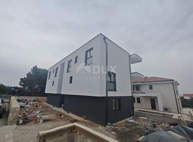 Trosoban stan, Krk, Krk, prodaja, 66m2, 330000e, id35814