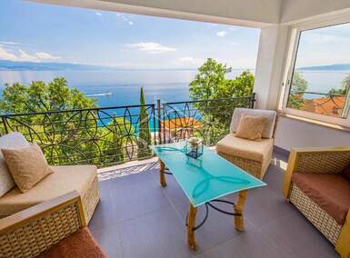 Cetvorosoban stan, Opatija, Opatija - Centar, prodaja, 222m2, 1540000e, id36422