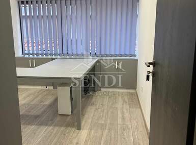 Poslovni prostor / Lokal, Rijeka, Centar, najam, 12m2, 250e, id36517