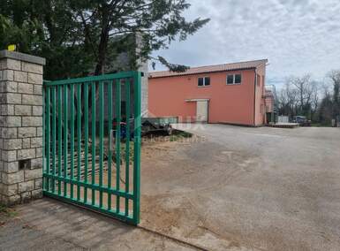 Poslovni prostor / Lokal, Labin, Labin, prodaja, 401m2, 1250000e, id4647