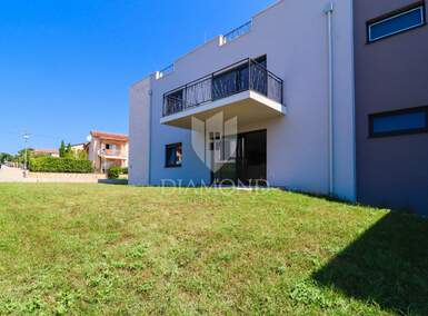 Cetvorosoban stan, Poreč, Poreč, prodaja, 93m2, 350000e, id37898