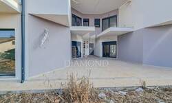 Trosoban stan, Umag, Umag, prodaja, 62m2, 290000e, id37996