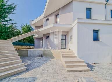 Trosoban stan, Umag, Umag, prodaja, 62m2, 290000e, id38001