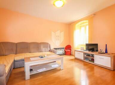 Trosoban stan, Rovinj, Rovinj, prodaja, 54m2, 250000e, id38373