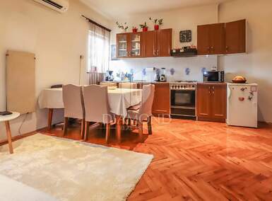 Cetvorosoban stan, Rovinj, Rovinj, prodaja, 56m2, 170000e, id38629