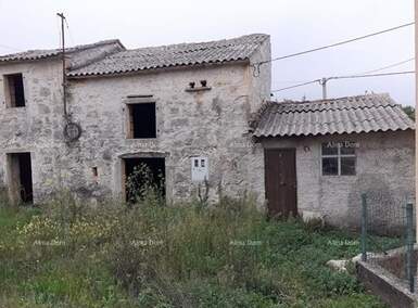 Plac, Motovun, prodaja, 159m2, 165000e, id40107