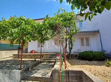 Trosoban stan, Mali Lošinj, Mali Lošinj, prodaja, 70m2, 185000e, id40983