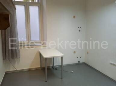 Poslovni prostor / Lokal, Rijeka, Centar, najam, 15m2, 210e, id13157