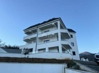 Trosoban stan, Opatija, Ičići, prodaja, 101m2, 375000e, id45776