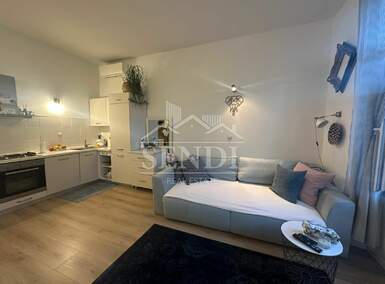 Trosoban stan, Opatija, Opatija - Centar, najam, 57m2, 1300e, id46207