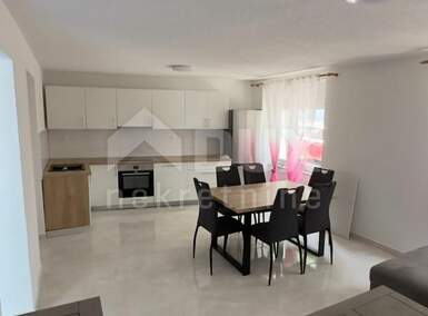 Kuca, Novi Vinodolski, Novi Vinodolski, prodaja, 280m2, 540000e, id47356