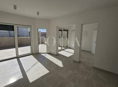 Trosoban stan, Crikvenica, Crikvenica, prodaja, 71m2, 270000e, id49786