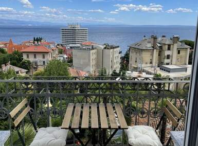 Cetvorosoban stan, Opatija, Opatija - Centar, najam, 200m2, 2200e, id51320