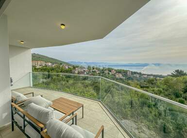 Trosoban stan, Opatija, Ika, najam, 135m2, 2500e, id51405