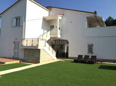 Kuca, Medulin, Pješčana Uvala, prodaja, 320m2, 600000e, id51598