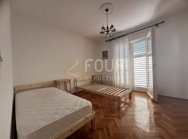 Dvosoban stan, Opatija, Opatija - Centar, najam, 56m2, 1000e, id53841