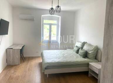 Cetvorosoban stan, Rijeka, Sušak, najam, 112m2, 1400e, id57039