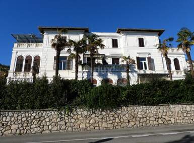 Trosoban stan, Opatija, Opatija - Centar, prodaja, 96m2, 375000e, id58250