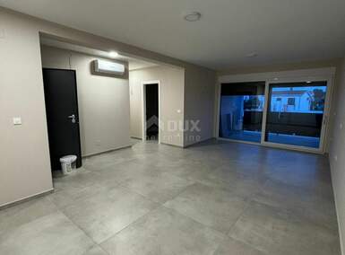 Trosoban stan, Privlaka, Privlaka, prodaja, 65m2, 280000e, id58400