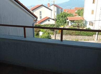 Trosoban stan, Rijeka, Srdoči, prodaja, 290500 €, 89 m2