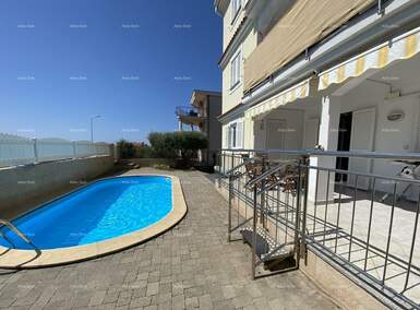 Dvosoban stan, Poreč, prodaja, 95m2, 380000e, id61700