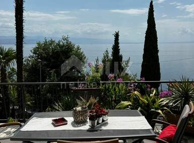 Cetvorosoban stan, Opatija, Opatija - Centar, najam, 104m2, 1150e, id62199