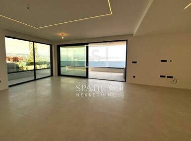 Cetvorosoban stan, Opatija, Opatija - Centar, prodaja, 144m2, 1250000e, id62249