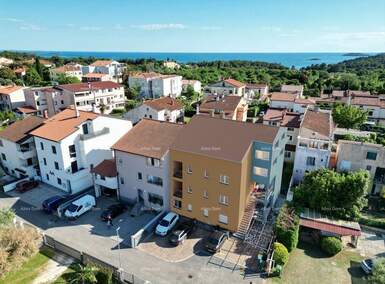 Stan, Rovinj, prodaja, 388m2, 630000e, id62530