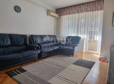 Trosoban stan, Pula, Centar, prodaja, 82m2, 239000e, id62666