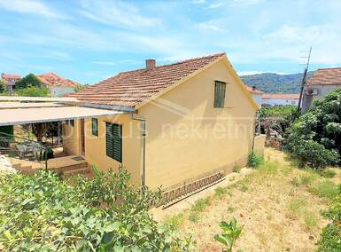 Kuca, Stari Grad, prodaja, 71m2, 240000e, id43068