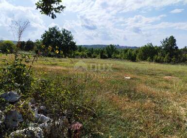 Zemljiste, Višnjan, prodaja, 197000 €, 1741 m2