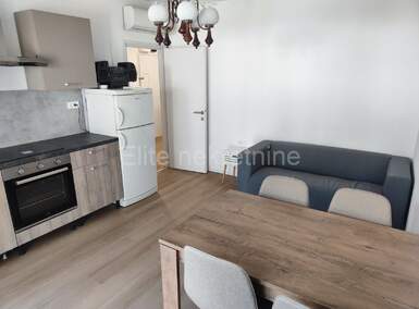 Trosoban stan, Rijeka, Sjever, najam, 53m2, 750e, id63099