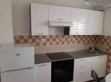 Jednosoban stan, Rijeka, Trsat, najam, 28m2, 350e, id32756