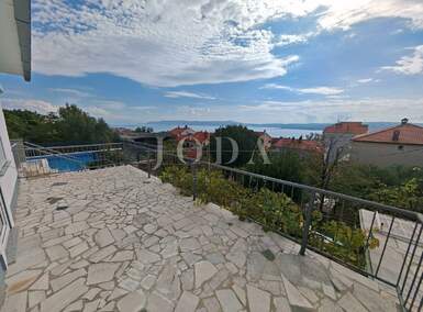 Trosoban stan, Crikvenica, Crikvenica, prodaja, 64m2, 159000e, id63790