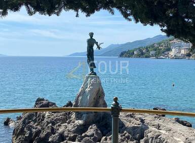 Cetvorosoban stan, Opatija, Opatija - Centar, prodaja, 157m2, 570000e, id65074