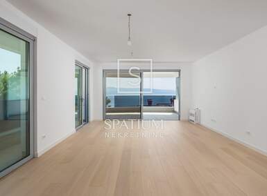 Trosoban stan, Opatija, Opatija - Centar, prodaja, 107m2, 687400e, id65510