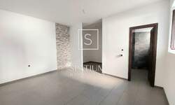 Poslovni prostor / Lokal, Rijeka, Krimeja, najam, 35m2, 500e, id18150