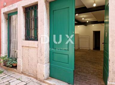 Poslovni prostor / Lokal, Rovinj, Rovinj, najam, 39m2, 834e, id67334