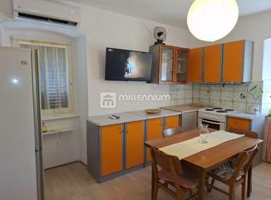 Jednosoban stan, Rijeka, Podmurvice, prodaja, 32m2, 98000e, id68489