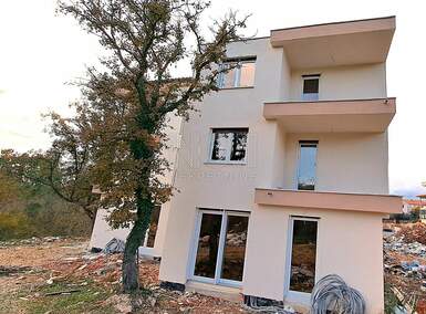 Trosoban stan, Omišalj, Njivice, prodaja, 467000 €, 67 m2