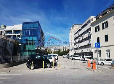 Poslovni prostor / Lokal, Split, najam, 70m2, 0e, id42991