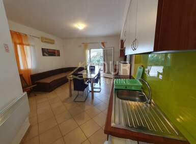 Trosoban stan, Rijeka, Martinkovac, najam, 1000 €, 95 m2