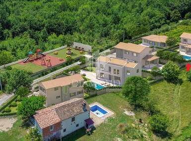 Kuca, Pićan, prodaja, 390000 €, 143 m2